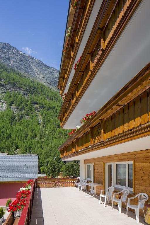Wellness- Und Schneesporthotel Christiania Saas-Almagell Dış mekan fotoğraf