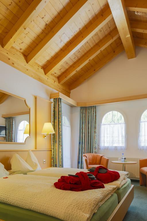Wellness- Und Schneesporthotel Christiania Saas-Almagell Dış mekan fotoğraf