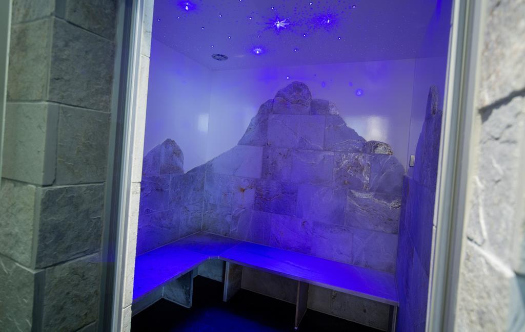 Wellness- Und Schneesporthotel Christiania Saas-Almagell Dış mekan fotoğraf